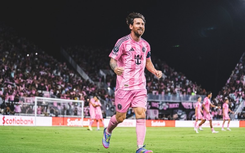 Messi zədəsini sağaldıb